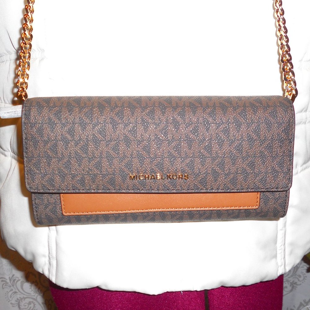 NWT Michael Kors Brown Jet Set 2-in-1 Convertible Crossbody Handbag Mother's Day